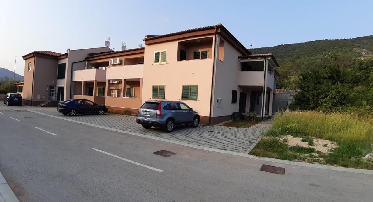 Apartmani Matea Црес Екстер'єр фото
